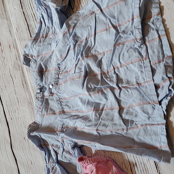 OLD NAVY/SHEIN GIRLS BLOUSE BUNDLE 👩 - Picture 13 of 13